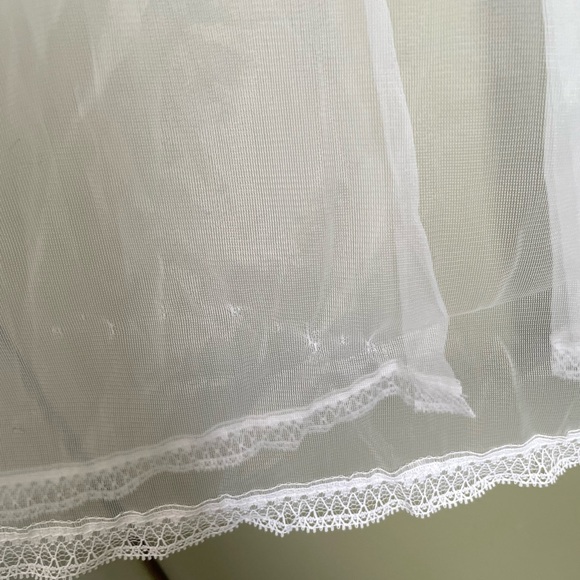 VTG 70s Elle White Sheer Lace Robe Sz Small - Picture 8 of 8